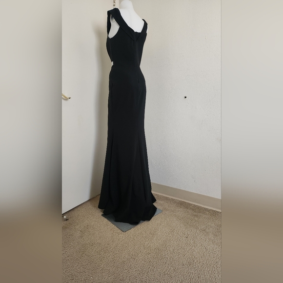 Homecoming/ Prom off shoulder evening gown - Picture 5 of 6